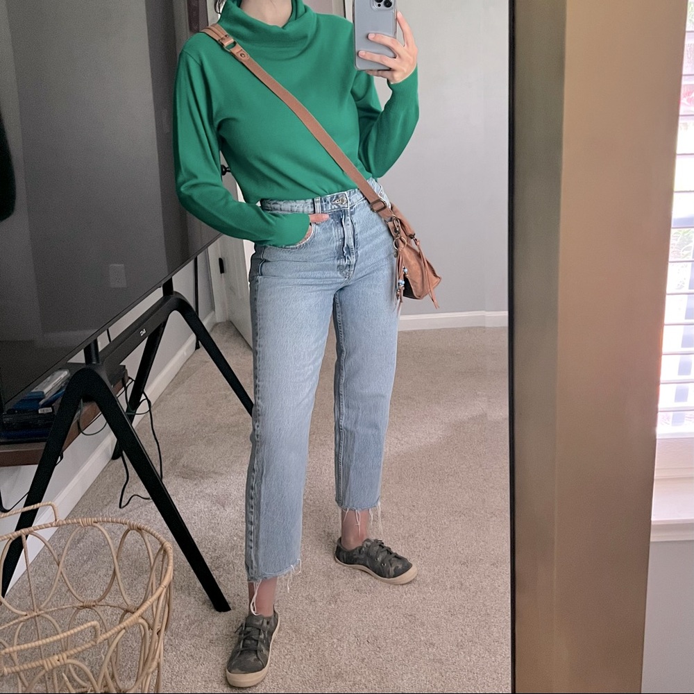 Dressbarn emerald sweater